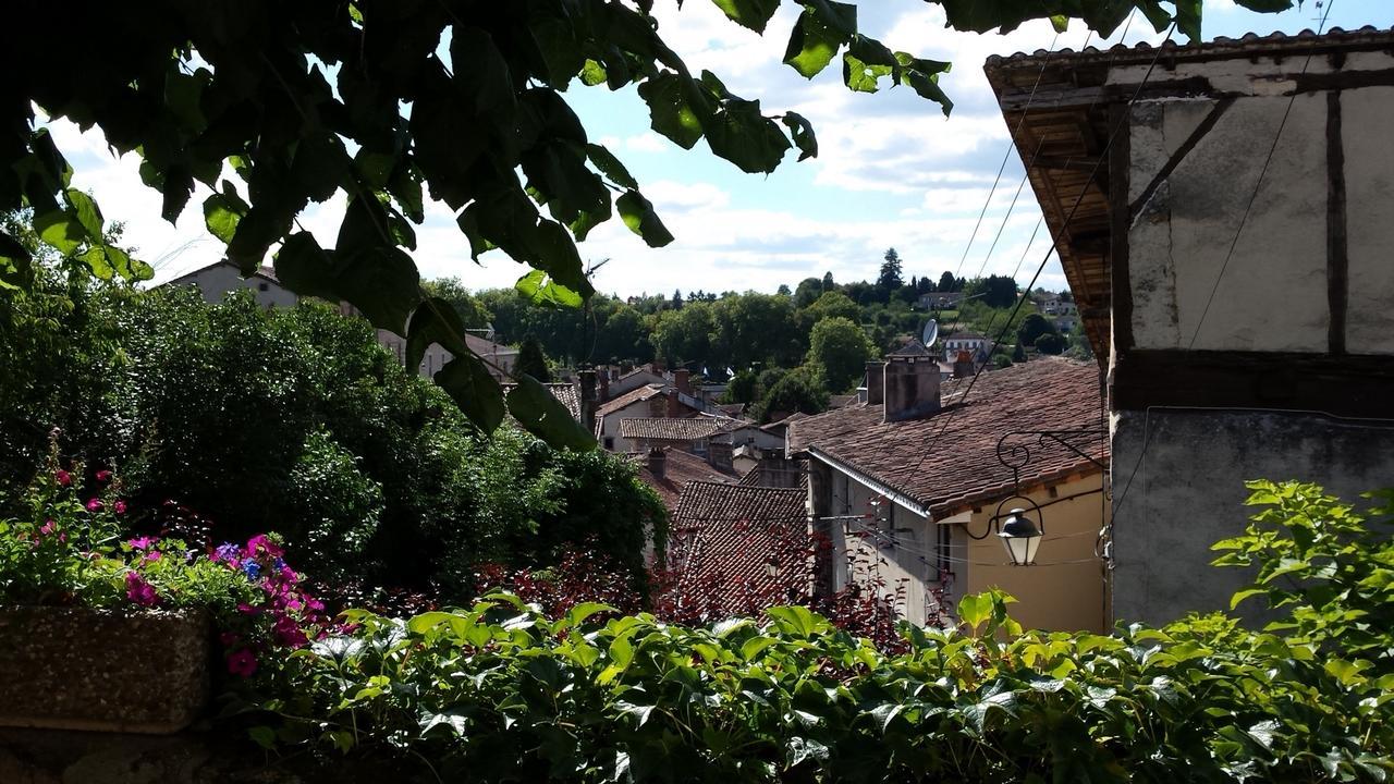 13 Bees Bed & Breakfast Confolens Luaran gambar